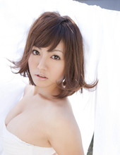 Beauty Sayaka Isoyama 06