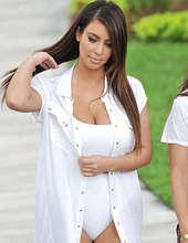 Kim Kardashian 03