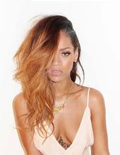 Hot shots of Rihanna 08