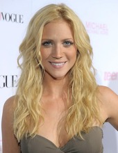 Brittany Snow 08