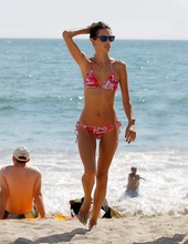 Alessandra Ambrosio Looks Hot in bikini 03