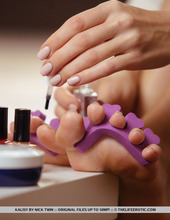 Pampered Toes 00