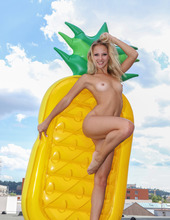 Inflatable Pineapple 12