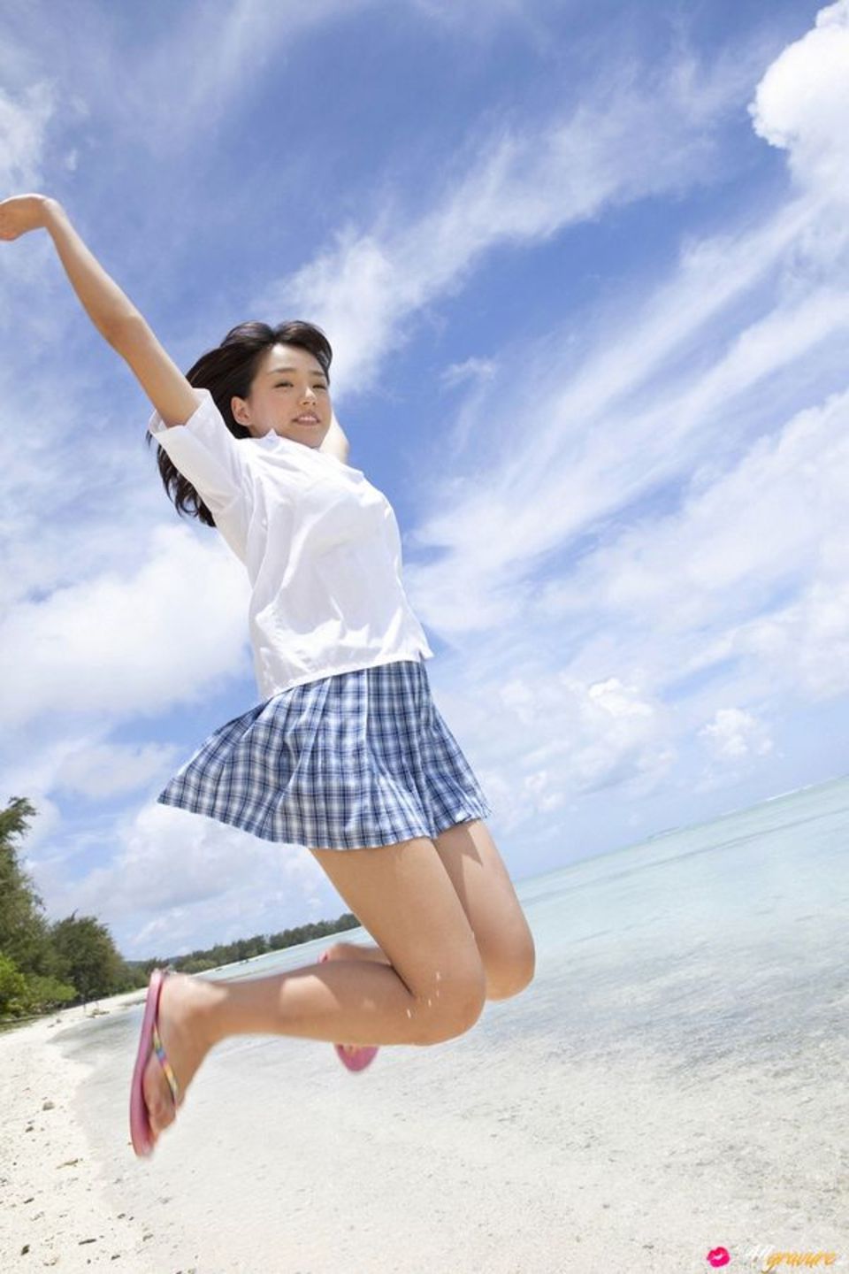 Ai Shinozaki