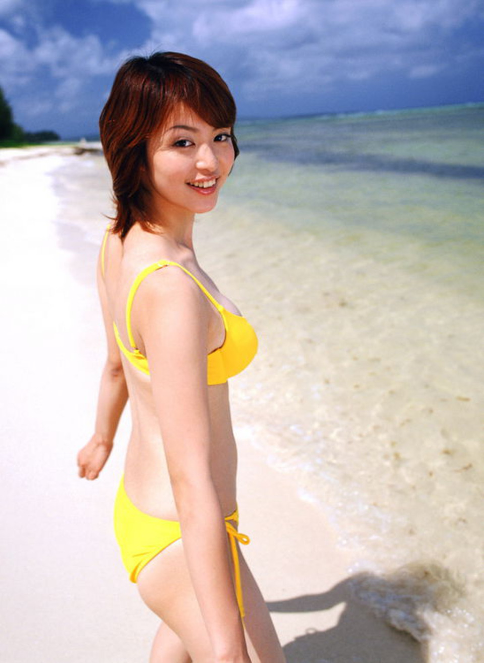 Mayuko Iwasa On The Beach