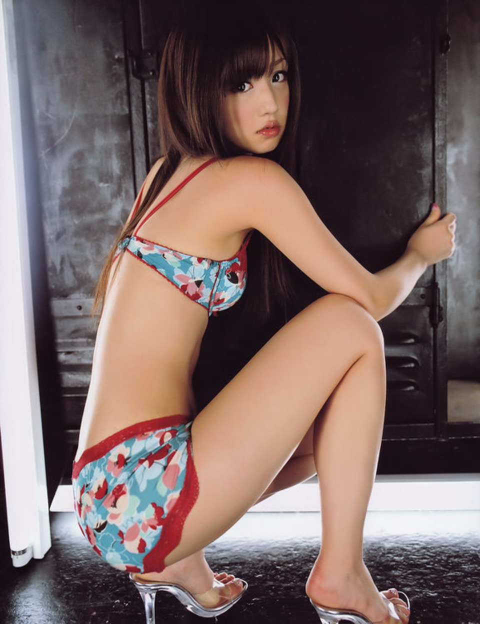 Sexy Yuko Ogura
