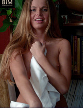 Sensual Blonde Nude Session With Ashton Body In Mind 04