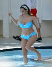 Kelly Brook In Blue Bikini 11