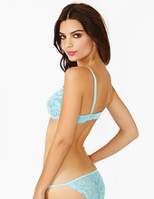 Emily Ratajkowski 03