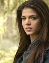 Marie Avgeropoulos 05