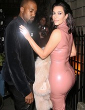 Kim Kardashian in latex 06