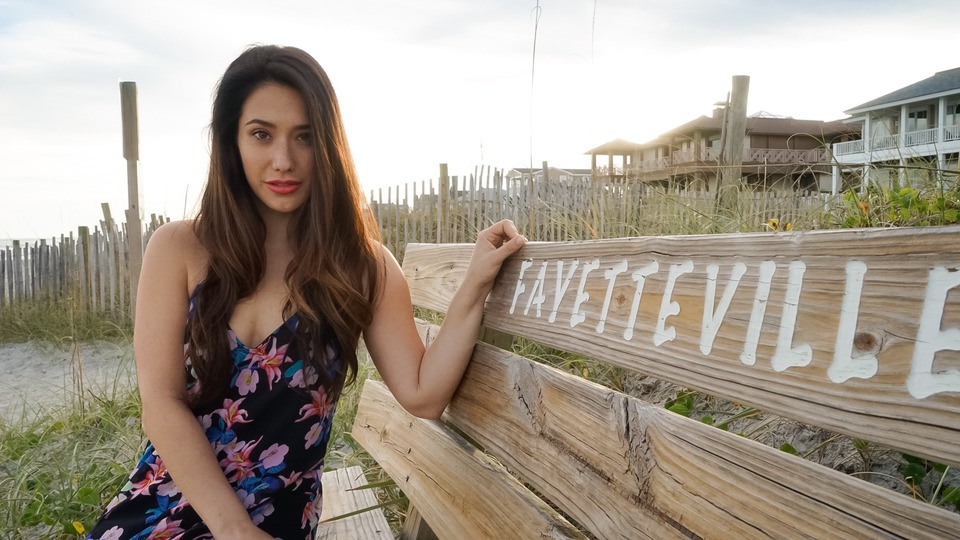 Eva Lovia - Beach Fun