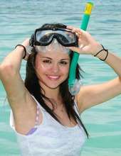 Selena Gomez Beach 10