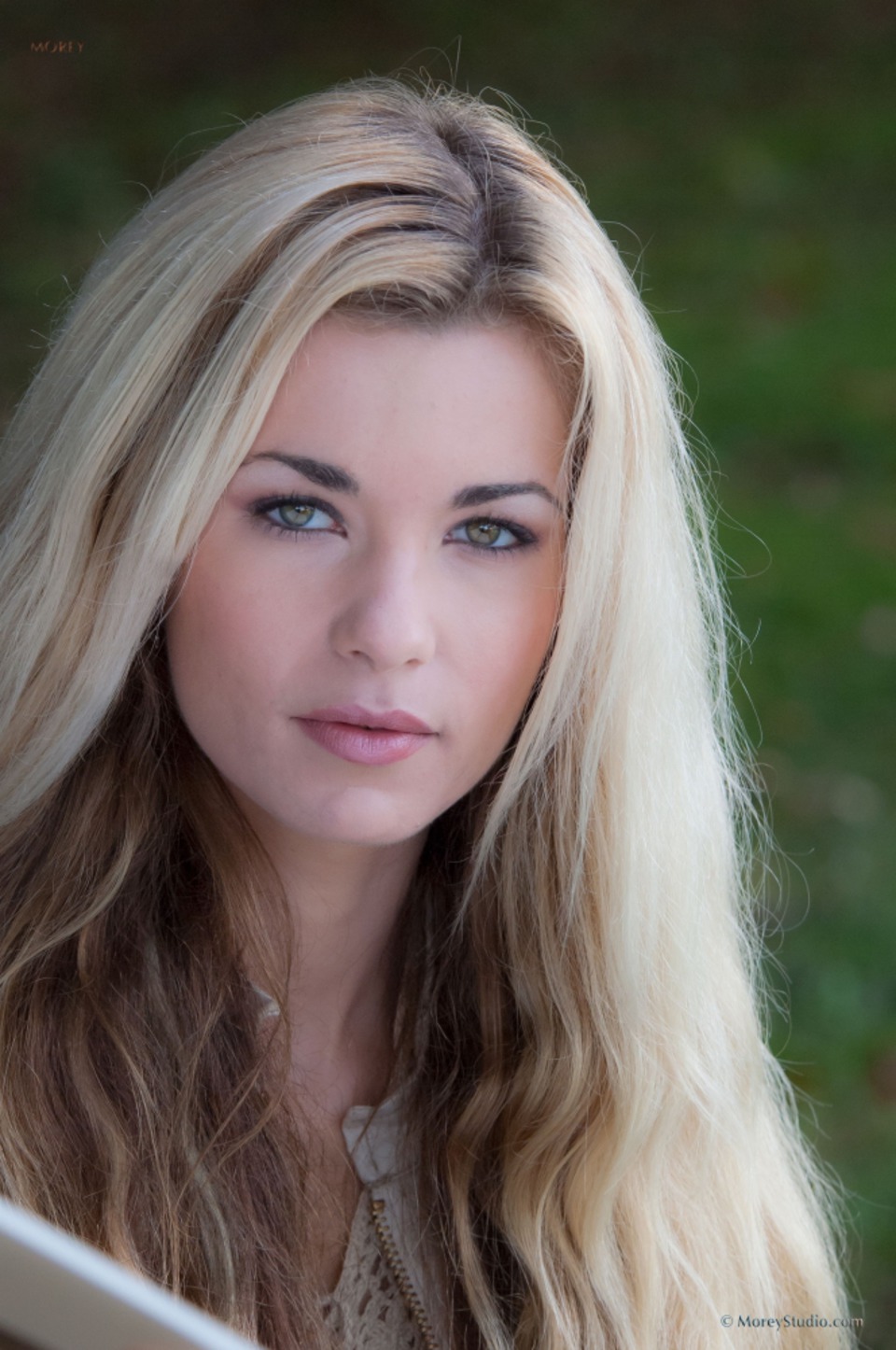 Mia Photos From The Normandy