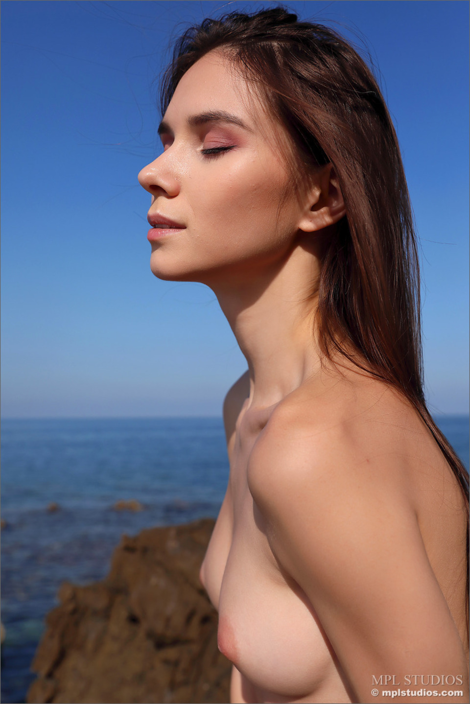 Leona Mia In True Blue