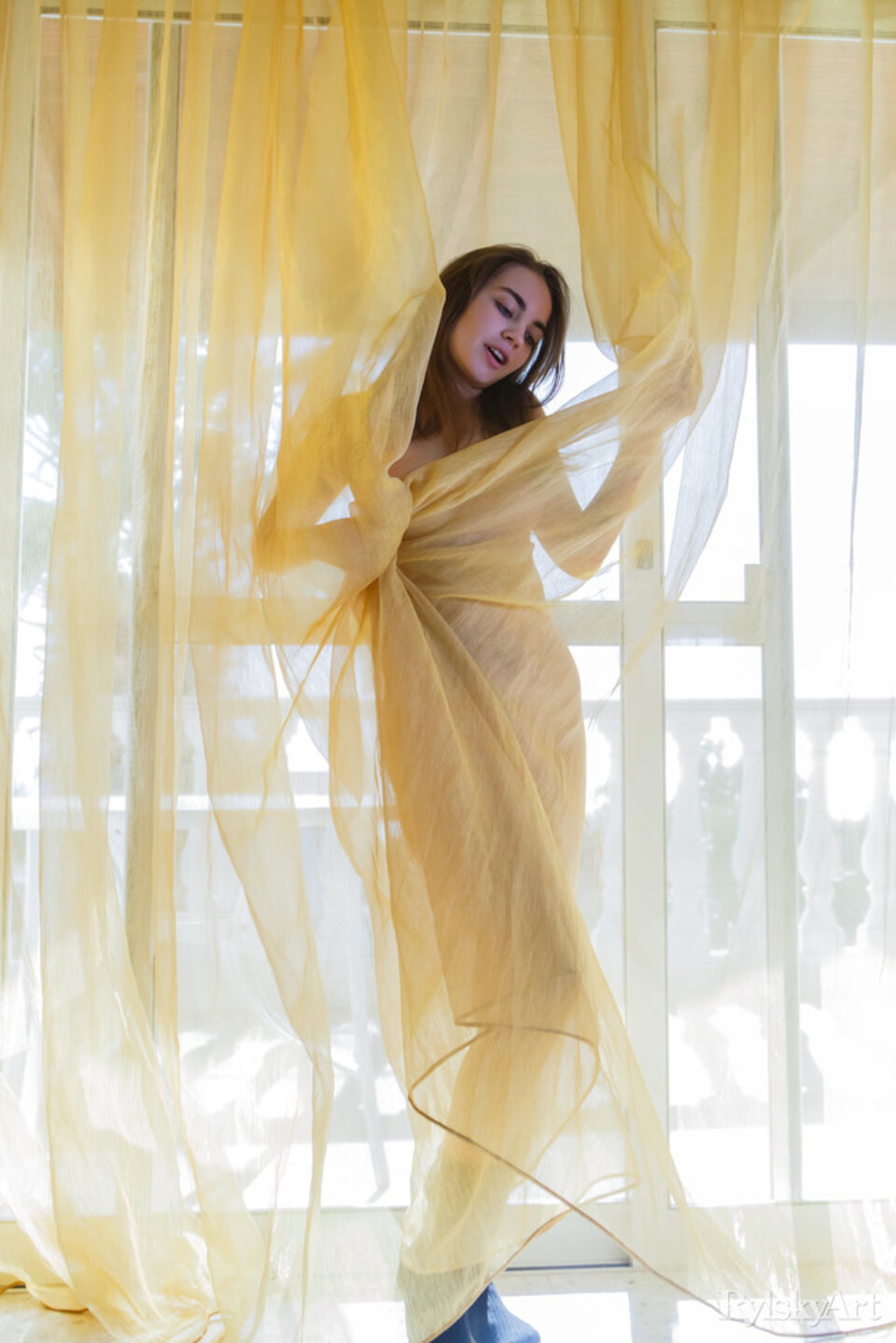 Sofy Bee Nude Gallery By Rylsky