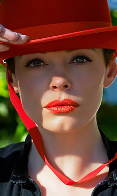 Rose McGowan