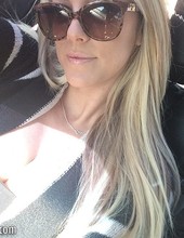 Hot Sefshots 10